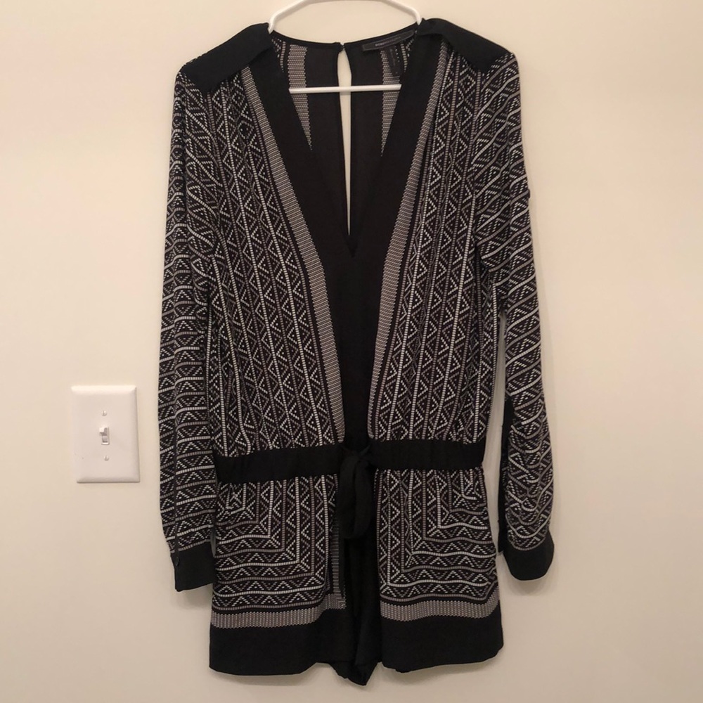 BCBG MAX AZRIA Black/Grey Long-sleeved Romper